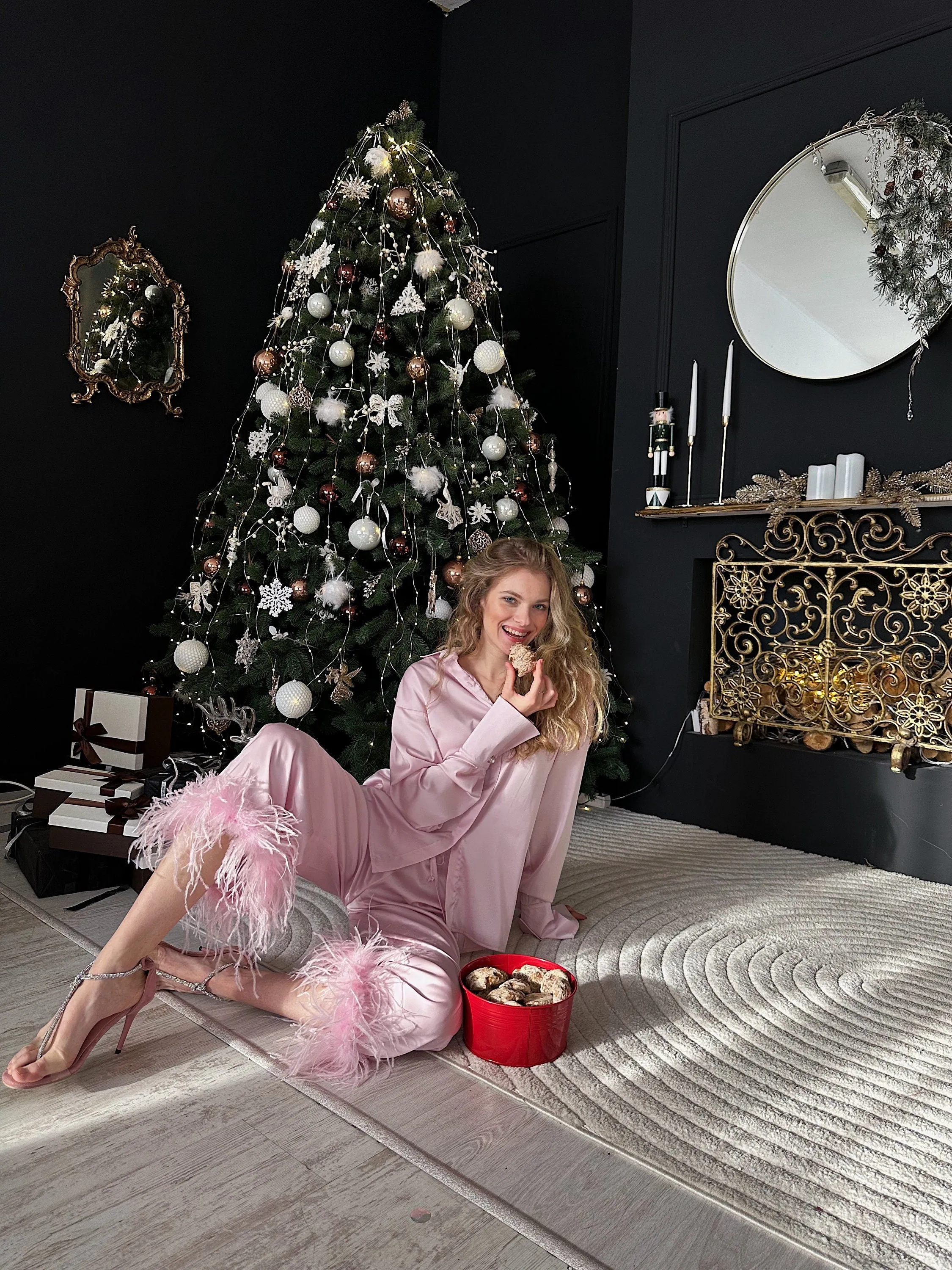 Christmas Pajamas Women, Pink Silk Pjs Set, Christmas Pajamas Gifts, Wedding Pajama Set, Bridal Party Gift, Silk Pajama for Women