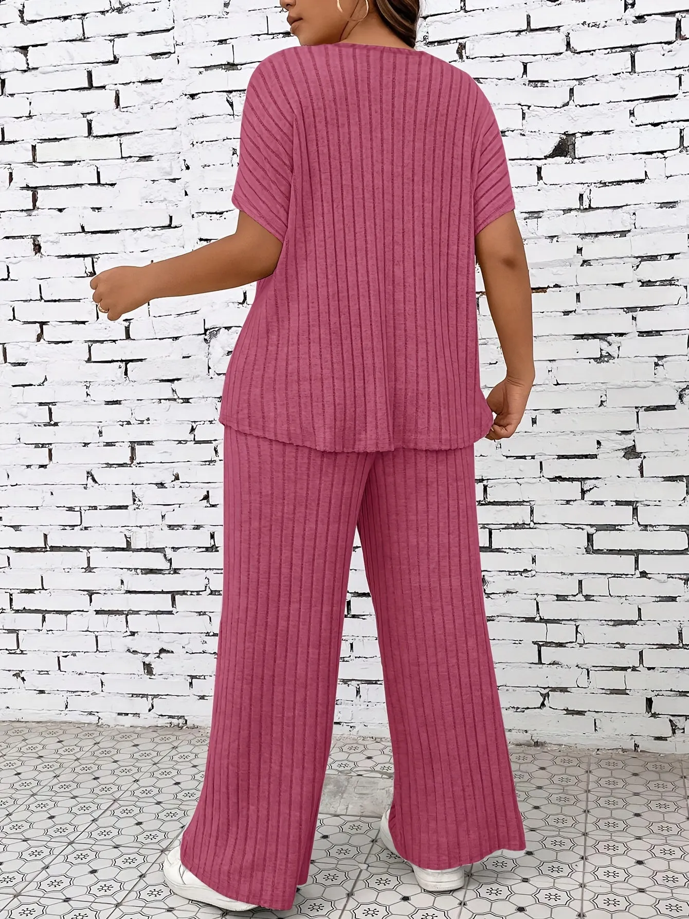 Everyday Comfort Plus Size Solid Ribbed Knit Loungewear Set for Women