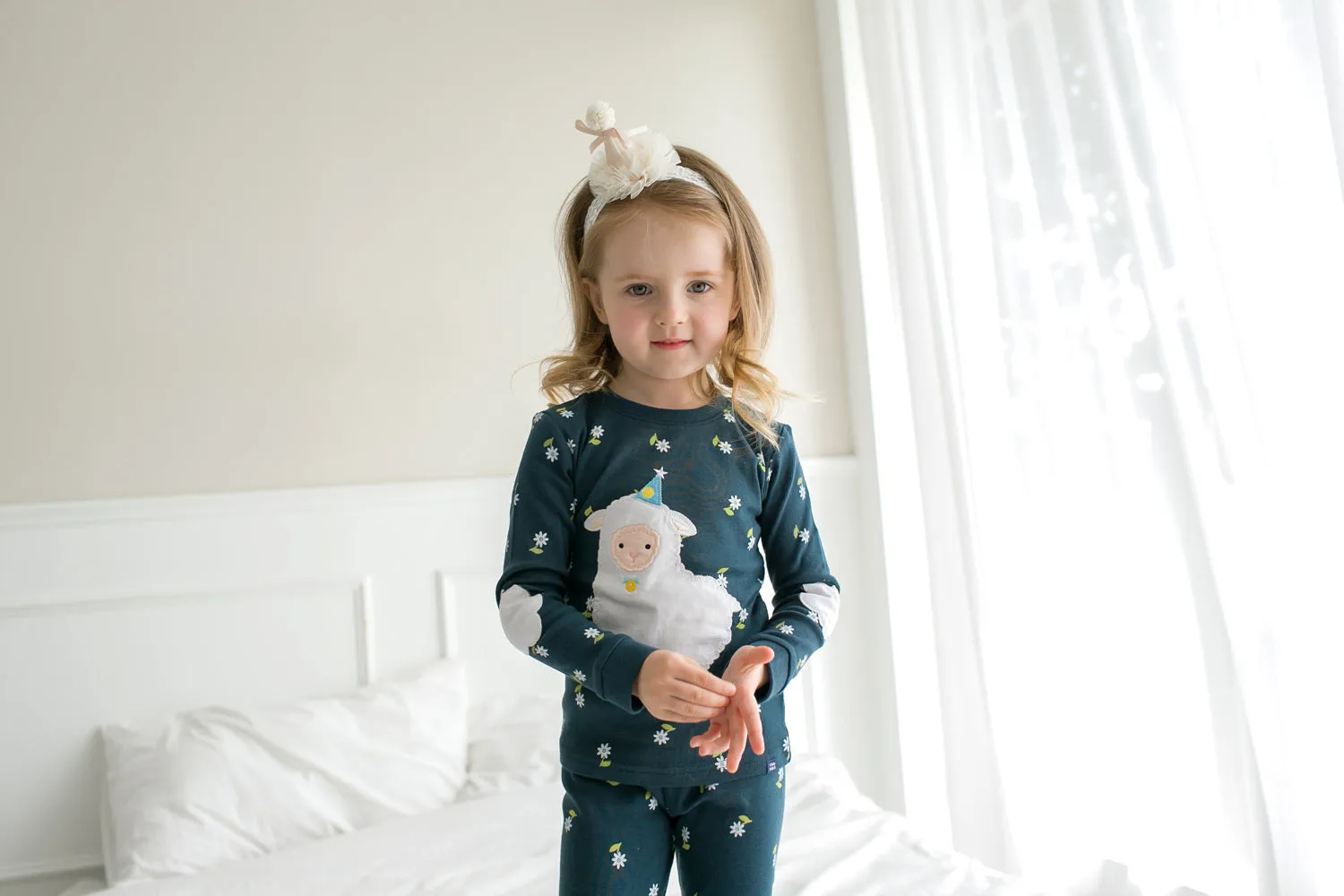 Lamb bloom Long Sleeve Pajamas