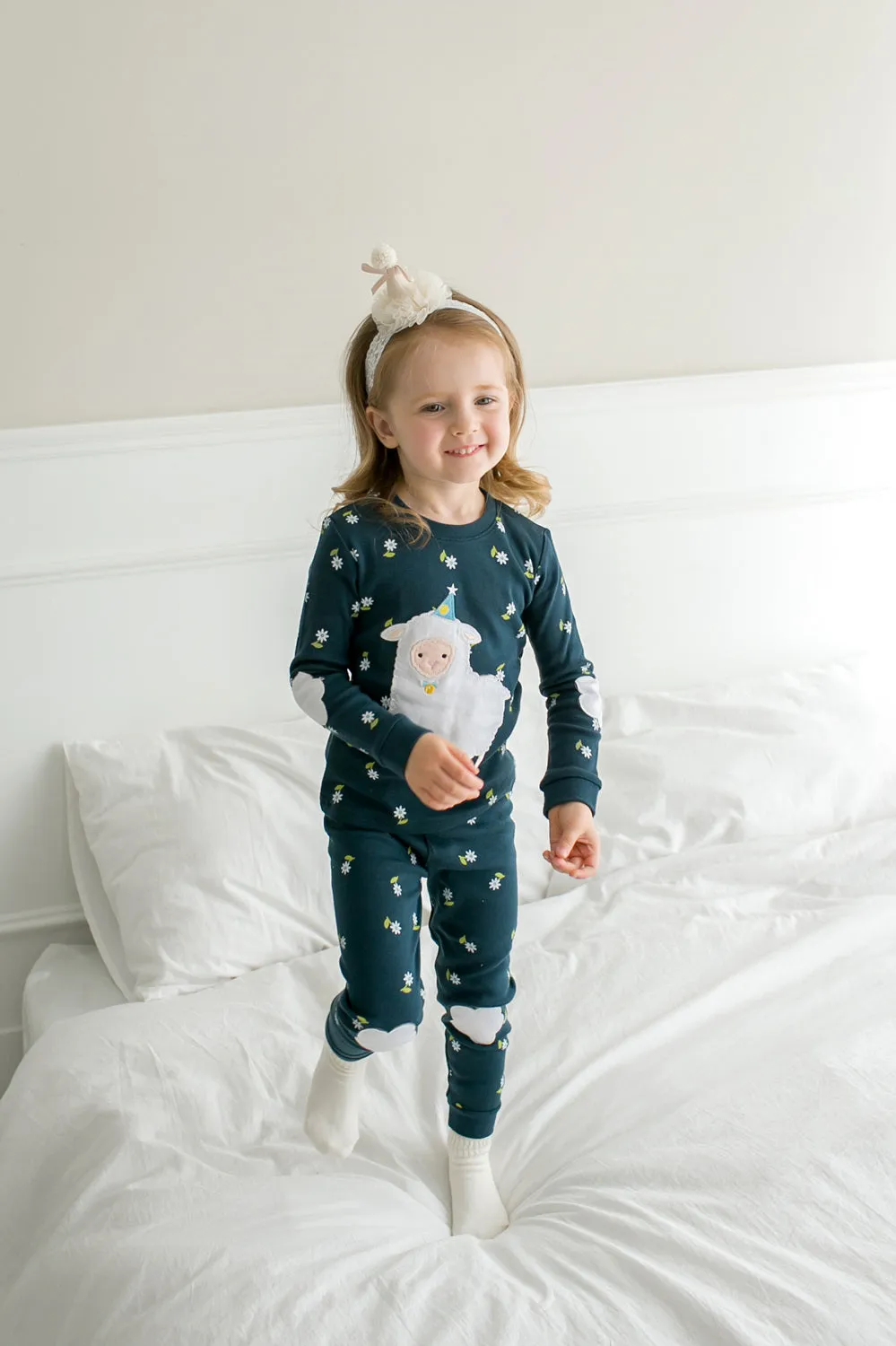 Lamb bloom Long Sleeve Pajamas