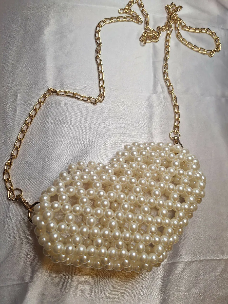 Lulua Stitches Handmade Heart Shaped Beaded Bag