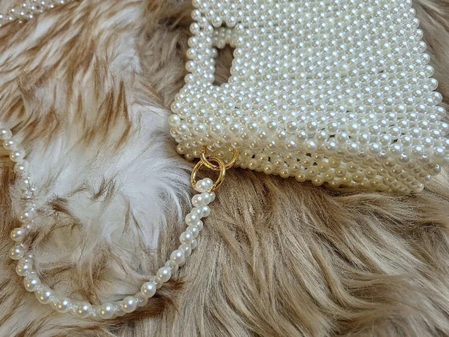 Lulua Stitches Handmade Off-White Pearl Bag