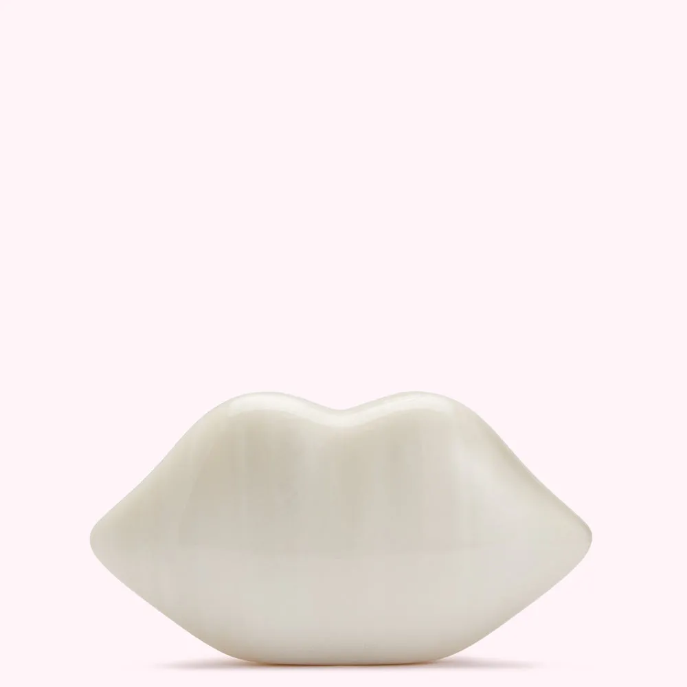 PEARL MEDIUM LIPS CLUTCH BAG