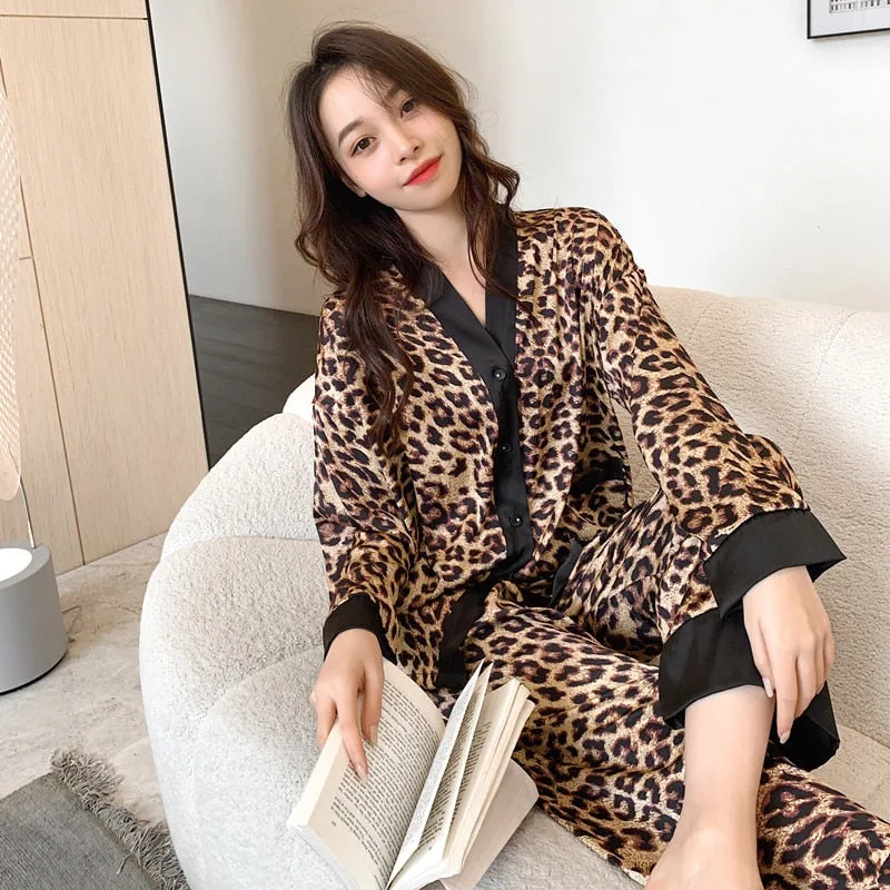 Women's Pajamas Set V Neck Design Luxury Cross Letter Print Sleepwear Silk Like Home Clothes XXXXL Large Size Nightwear