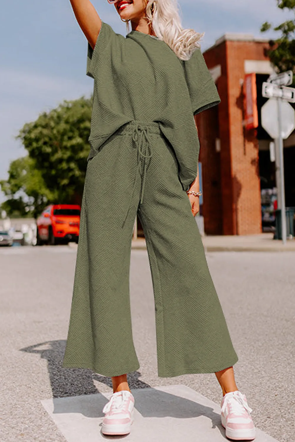 Women's Textured Loose Fit T Shirt and Drawstring Pants Set